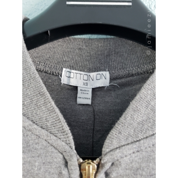 Cotton On | NWT Varsity Style Raglan Zip-Up Jacket - Picture 6 of 8